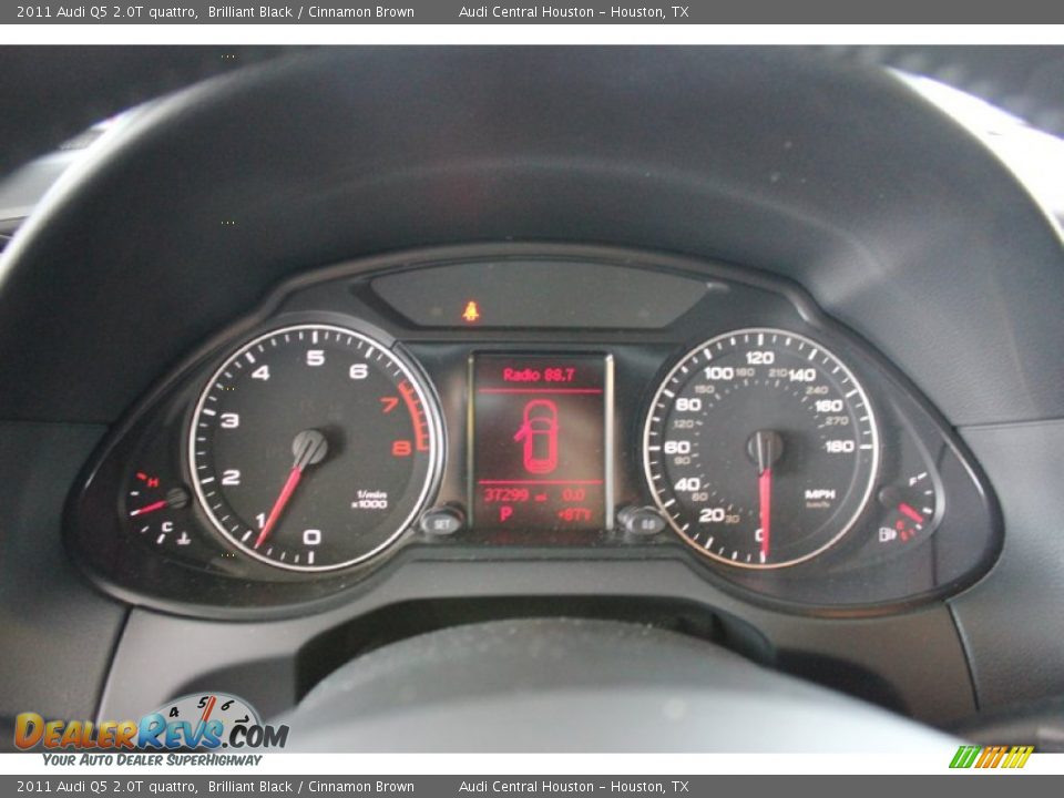 2011 Audi Q5 2.0T quattro Brilliant Black / Cinnamon Brown Photo #35