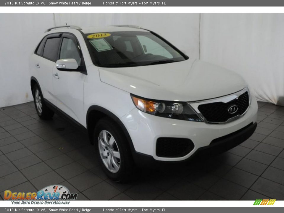 2013 Kia Sorento LX V6 Snow White Pearl / Beige Photo #1