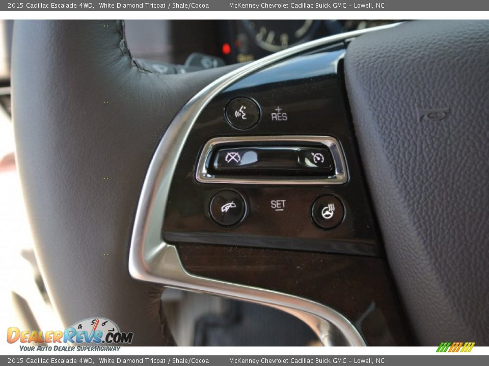 Controls of 2015 Cadillac Escalade 4WD Photo #13