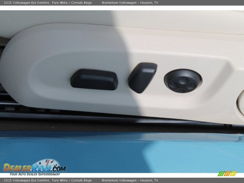 Controls of 2015 Volkswagen Eos Komfort Photo #10