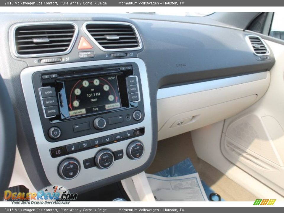 2015 Volkswagen Eos Komfort Pure White / Cornsilk Beige Photo #12