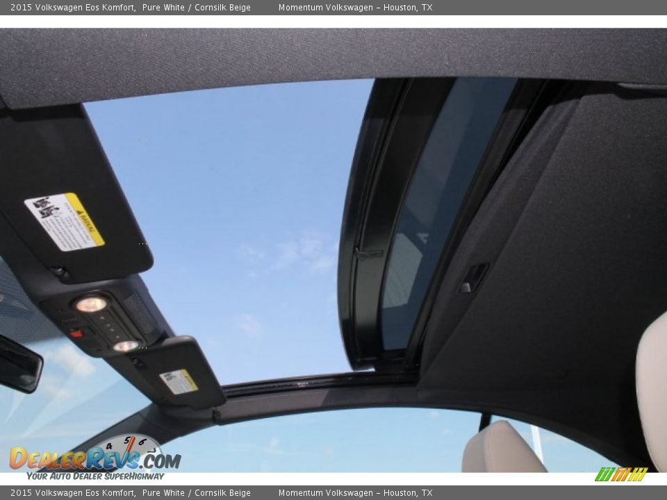 Sunroof of 2015 Volkswagen Eos Komfort Photo #19