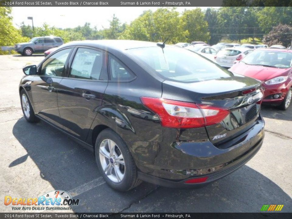 2014 Ford Focus SE Sedan Tuxedo Black / Charcoal Black Photo #4