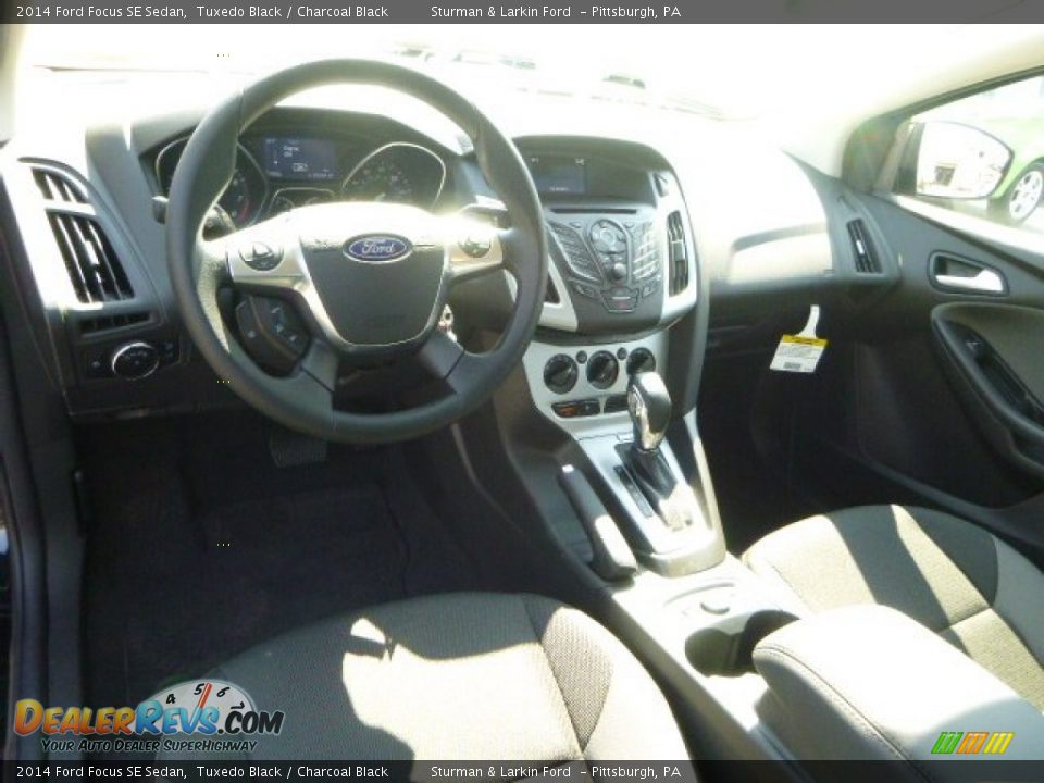 2014 Ford Focus SE Sedan Tuxedo Black / Charcoal Black Photo #10