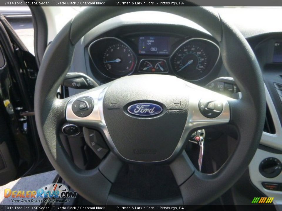 2014 Ford Focus SE Sedan Tuxedo Black / Charcoal Black Photo #12