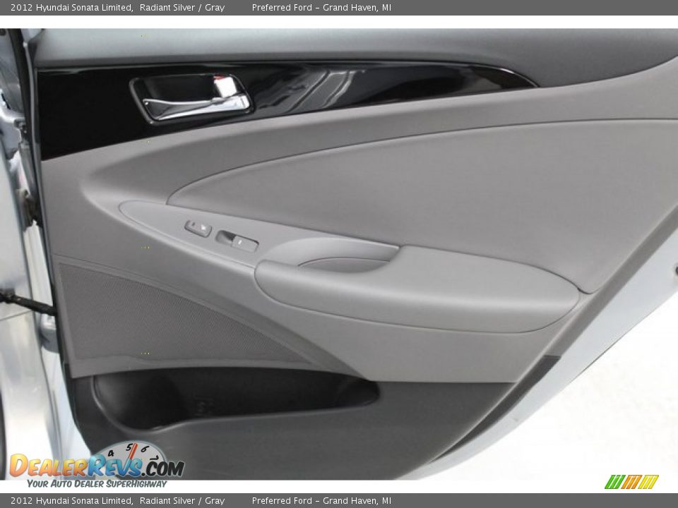 2012 Hyundai Sonata Limited Radiant Silver / Gray Photo #24