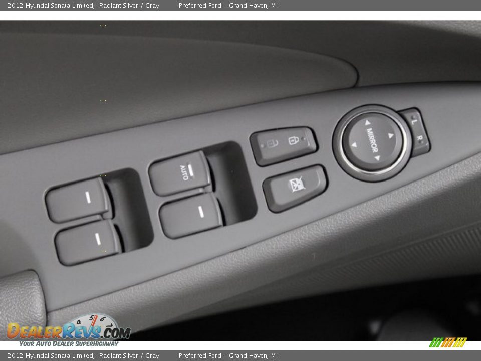 2012 Hyundai Sonata Limited Radiant Silver / Gray Photo #29