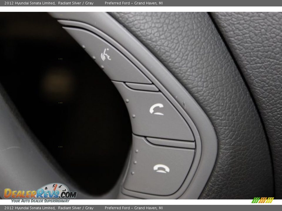 2012 Hyundai Sonata Limited Radiant Silver / Gray Photo #36