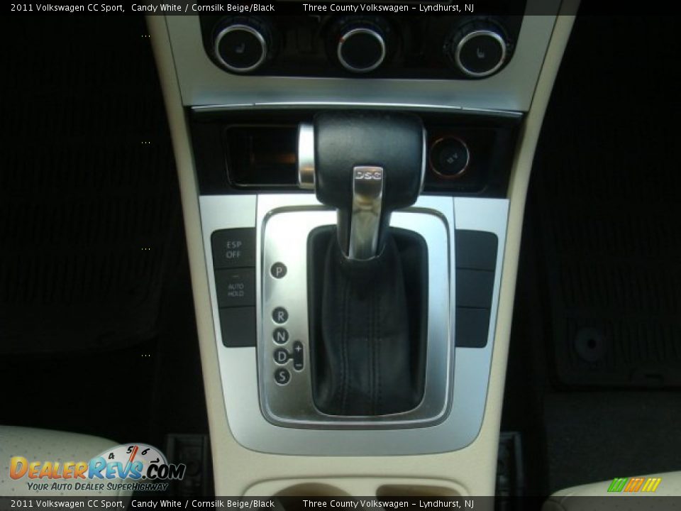 2011 Volkswagen CC Sport Candy White / Cornsilk Beige/Black Photo #11