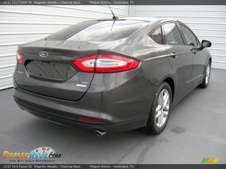 Magnetic Metallic 2015 Ford Fusion SE Photo #4