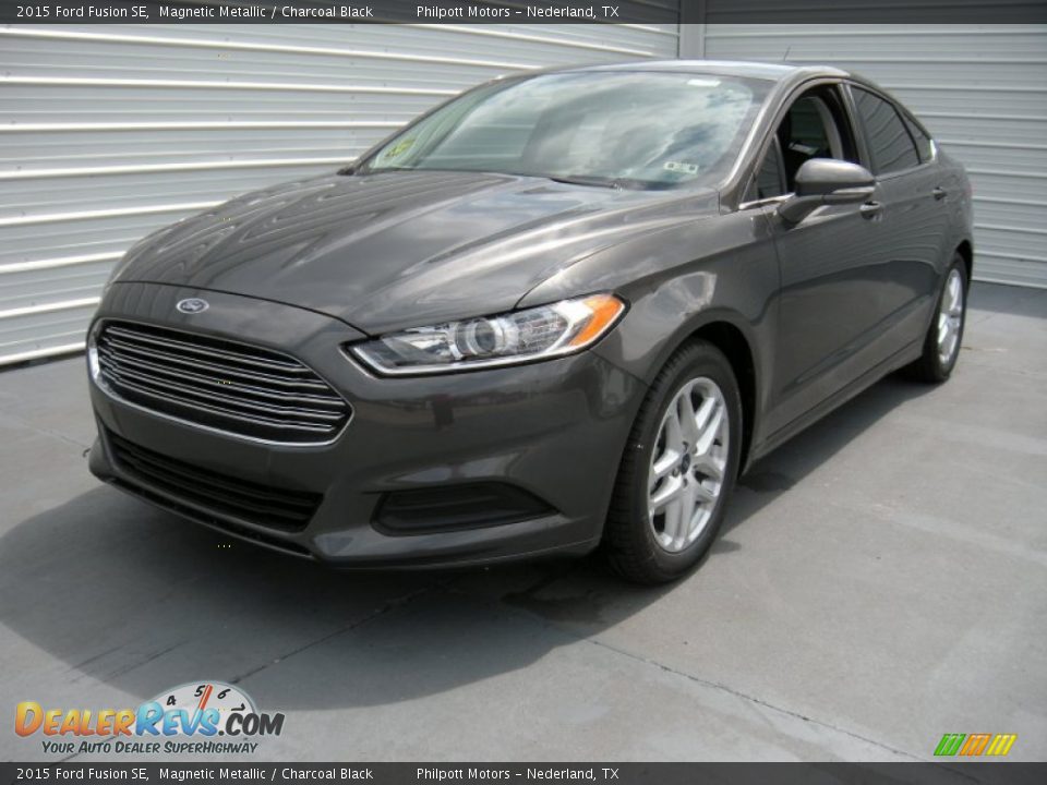 Magnetic Metallic 2015 Ford Fusion SE Photo #7