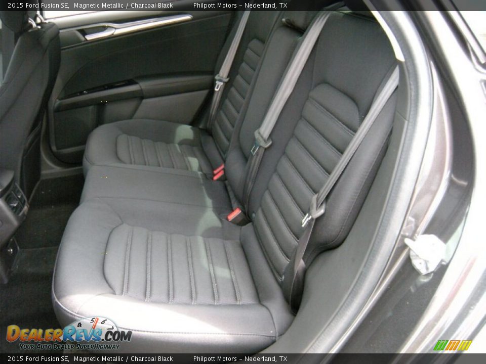 Rear Seat of 2015 Ford Fusion SE Photo #20