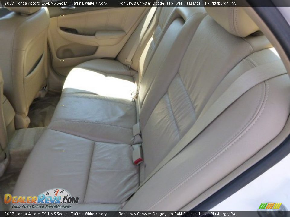 2007 Honda Accord EX-L V6 Sedan Taffeta White / Ivory Photo #11