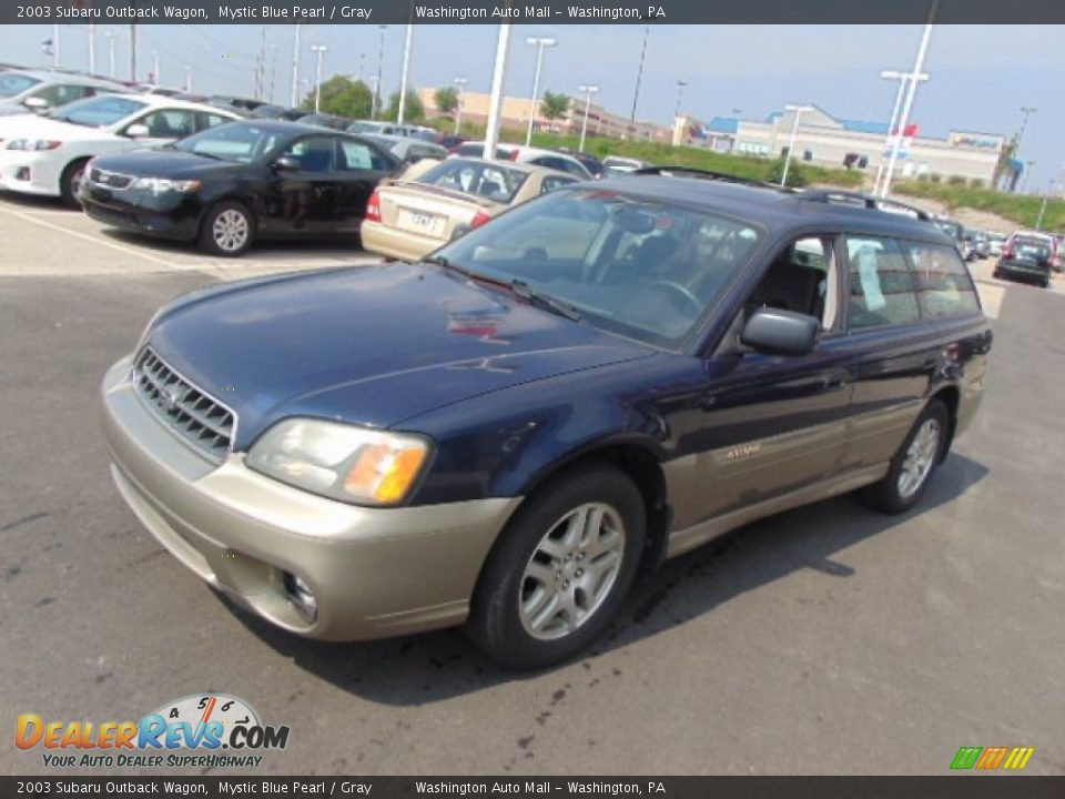 Front 3/4 View of 2003 Subaru Outback Wagon Photo #4