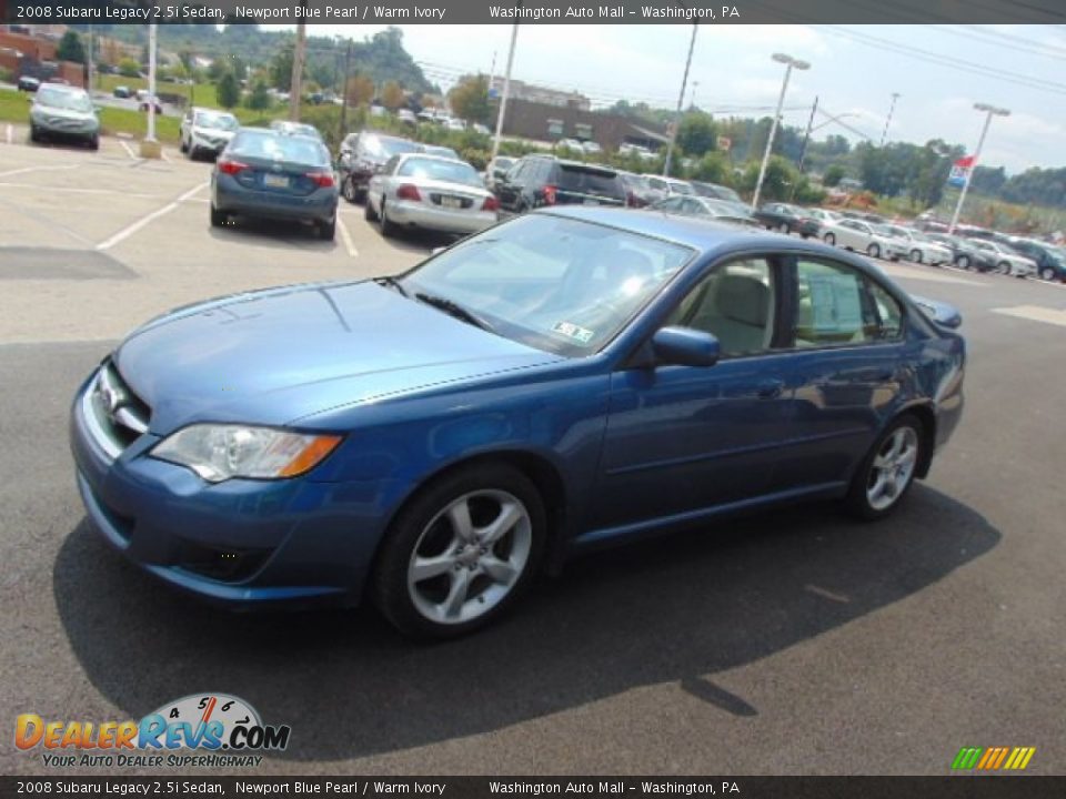 2008 Subaru Legacy 2.5i Sedan Newport Blue Pearl / Warm Ivory Photo #5
