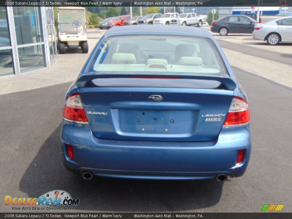 2008 Subaru Legacy 2.5i Sedan Newport Blue Pearl / Warm Ivory Photo #8