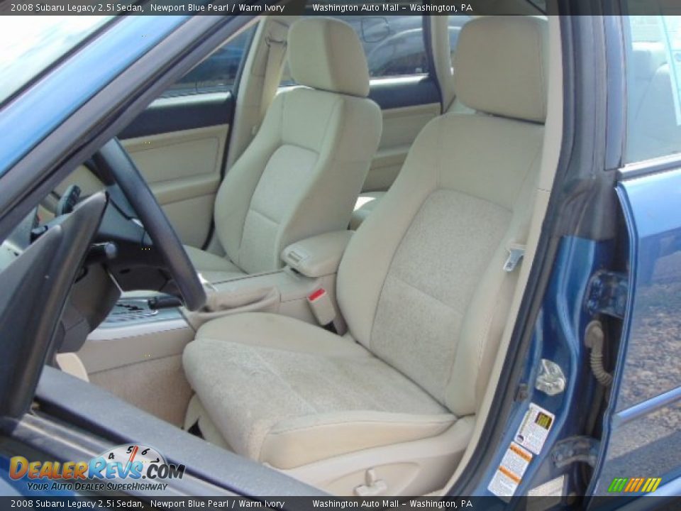 2008 Subaru Legacy 2.5i Sedan Newport Blue Pearl / Warm Ivory Photo #12