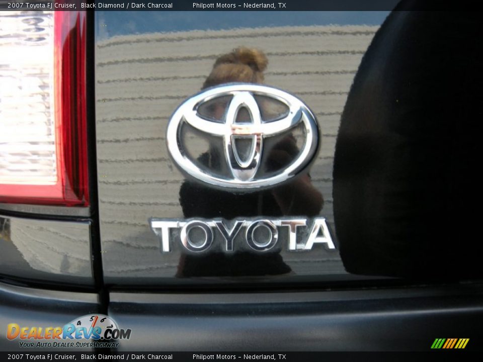 2007 Toyota FJ Cruiser Black Diamond / Dark Charcoal Photo #25