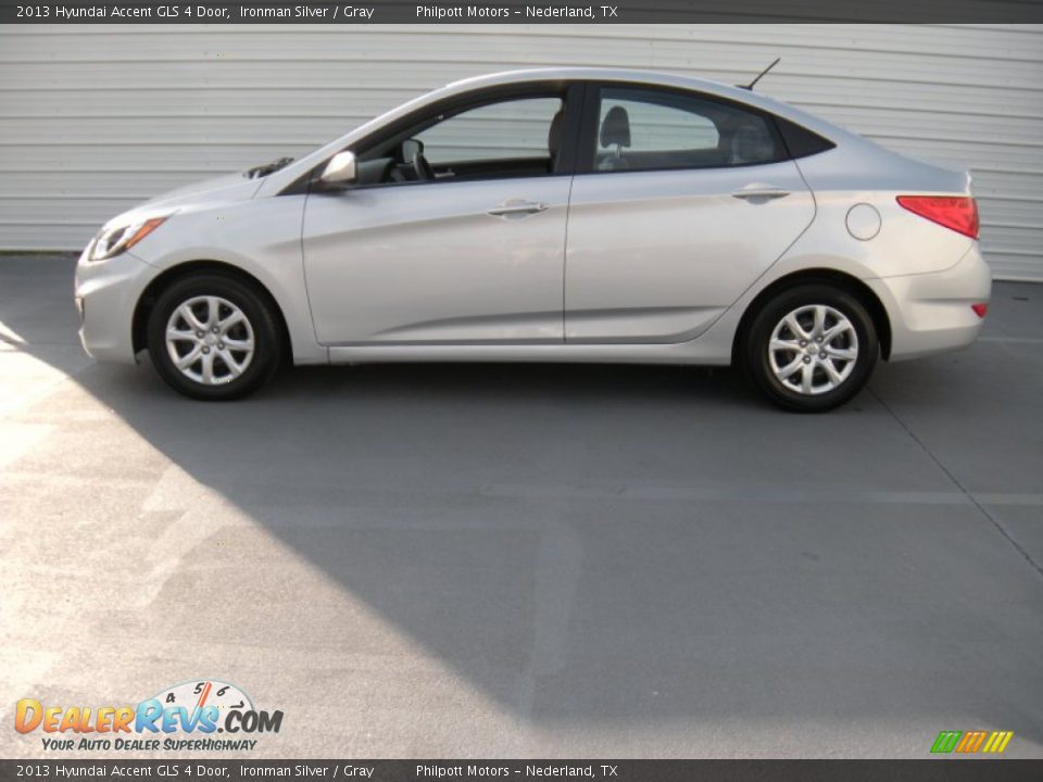 2013 Hyundai Accent GLS 4 Door Ironman Silver / Gray Photo #6