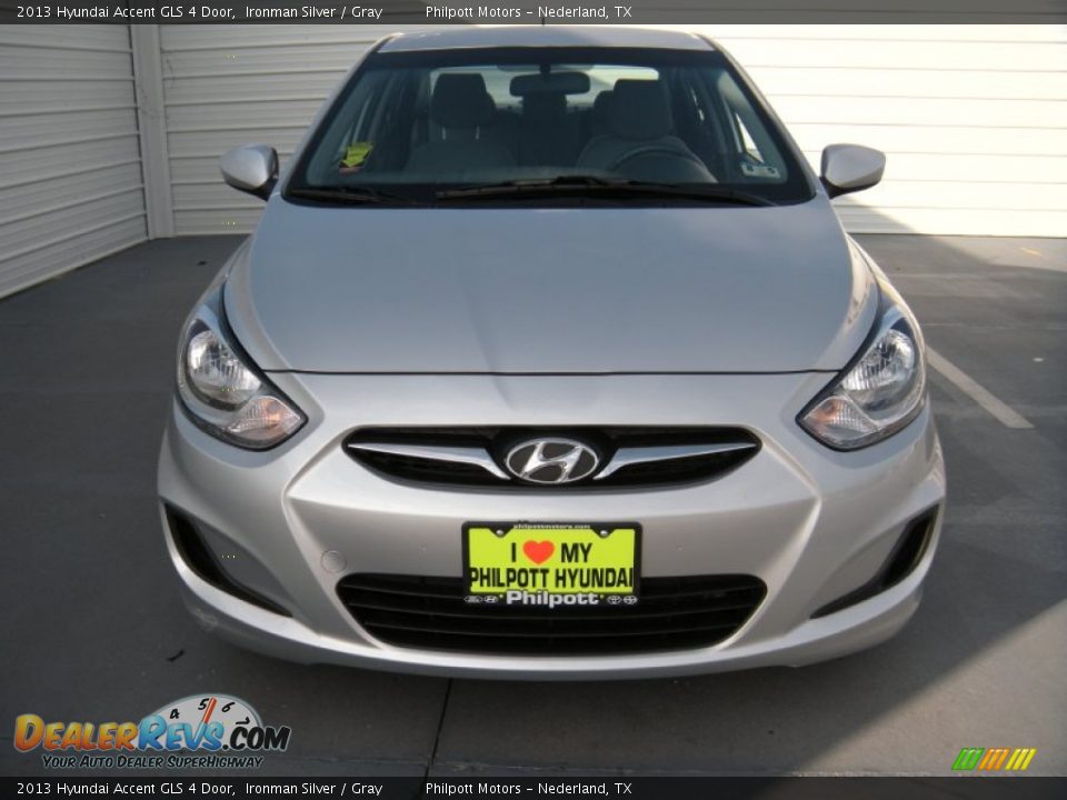 2013 Hyundai Accent GLS 4 Door Ironman Silver / Gray Photo #8