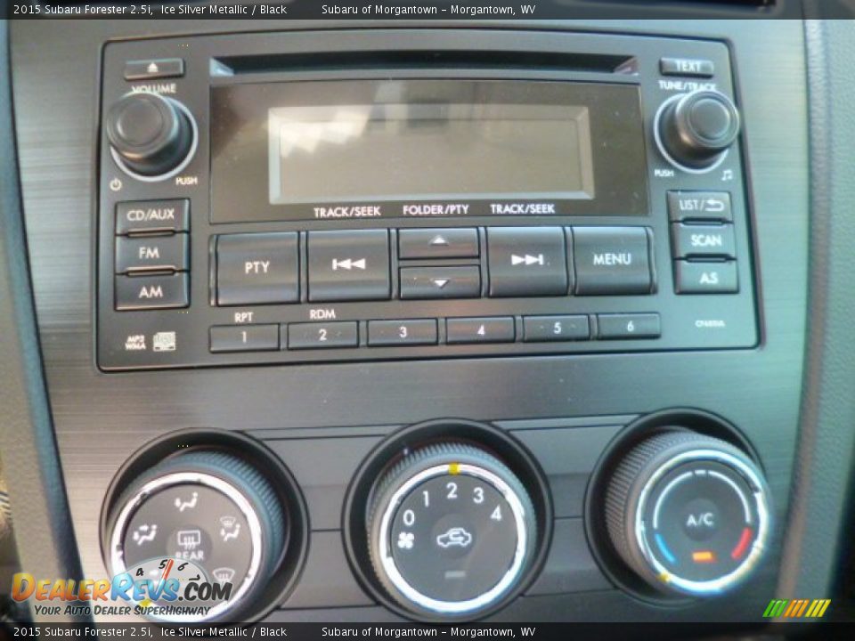 2015 Subaru Forester 2.5i Ice Silver Metallic / Black Photo #19