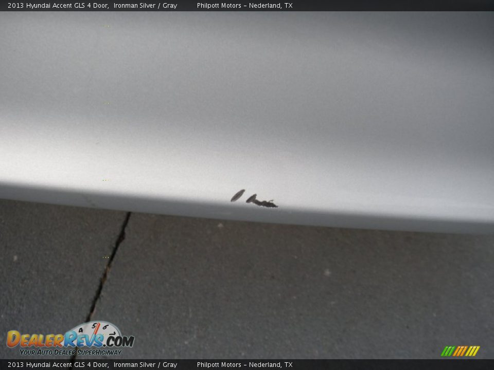 2013 Hyundai Accent GLS 4 Door Ironman Silver / Gray Photo #19