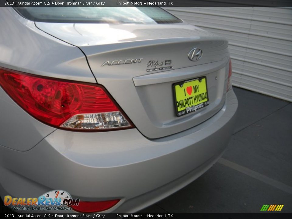2013 Hyundai Accent GLS 4 Door Ironman Silver / Gray Photo #22