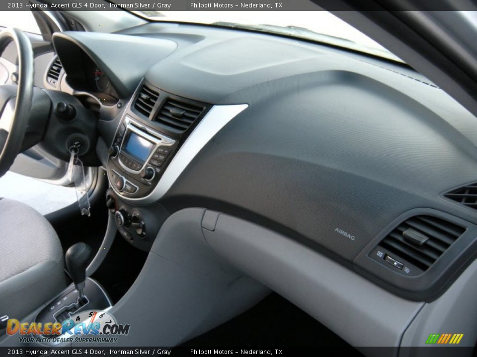 2013 Hyundai Accent GLS 4 Door Ironman Silver / Gray Photo #25