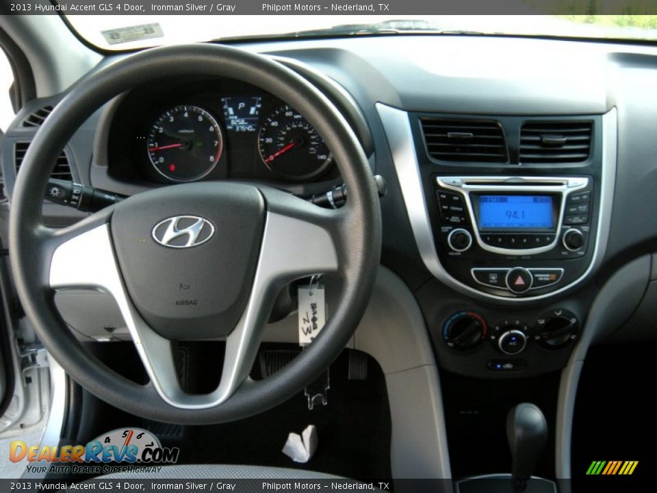 2013 Hyundai Accent GLS 4 Door Ironman Silver / Gray Photo #36