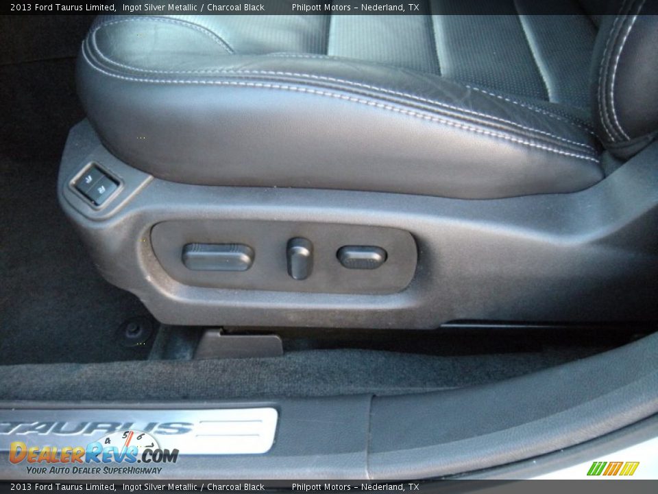 2013 Ford Taurus Limited Ingot Silver Metallic / Charcoal Black Photo #31
