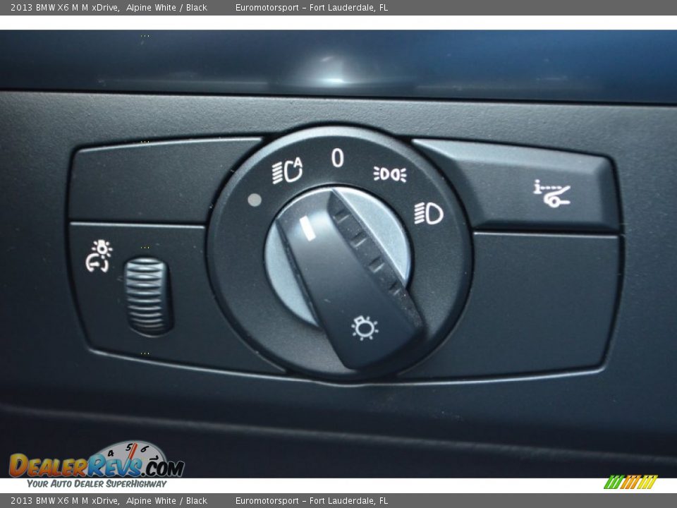 Controls of 2013 BMW X6 M M xDrive Photo #33