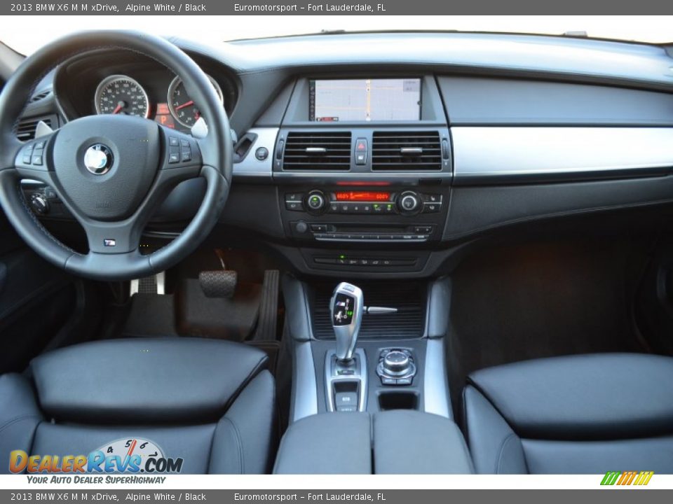 Dashboard of 2013 BMW X6 M M xDrive Photo #46