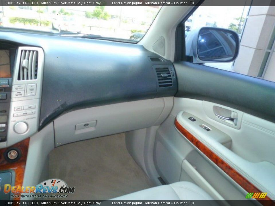 2006 Lexus RX 330 Millenium Silver Metallic / Light Gray Photo #22