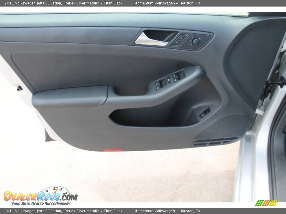 2011 Volkswagen Jetta SE Sedan Reflex Silver Metallic / Titan Black Photo #13