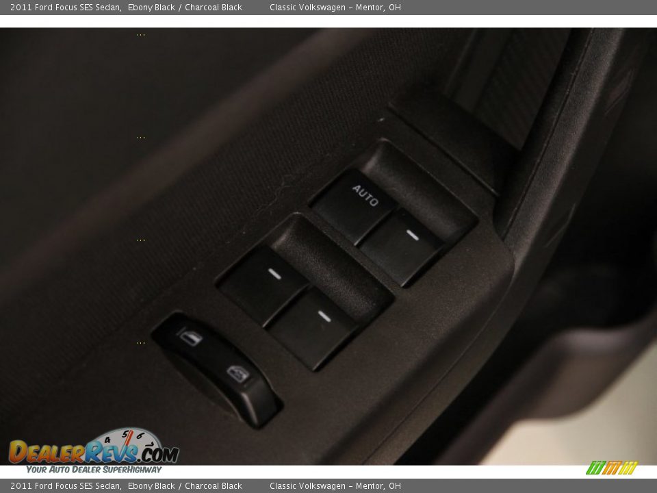 2011 Ford Focus SES Sedan Ebony Black / Charcoal Black Photo #5