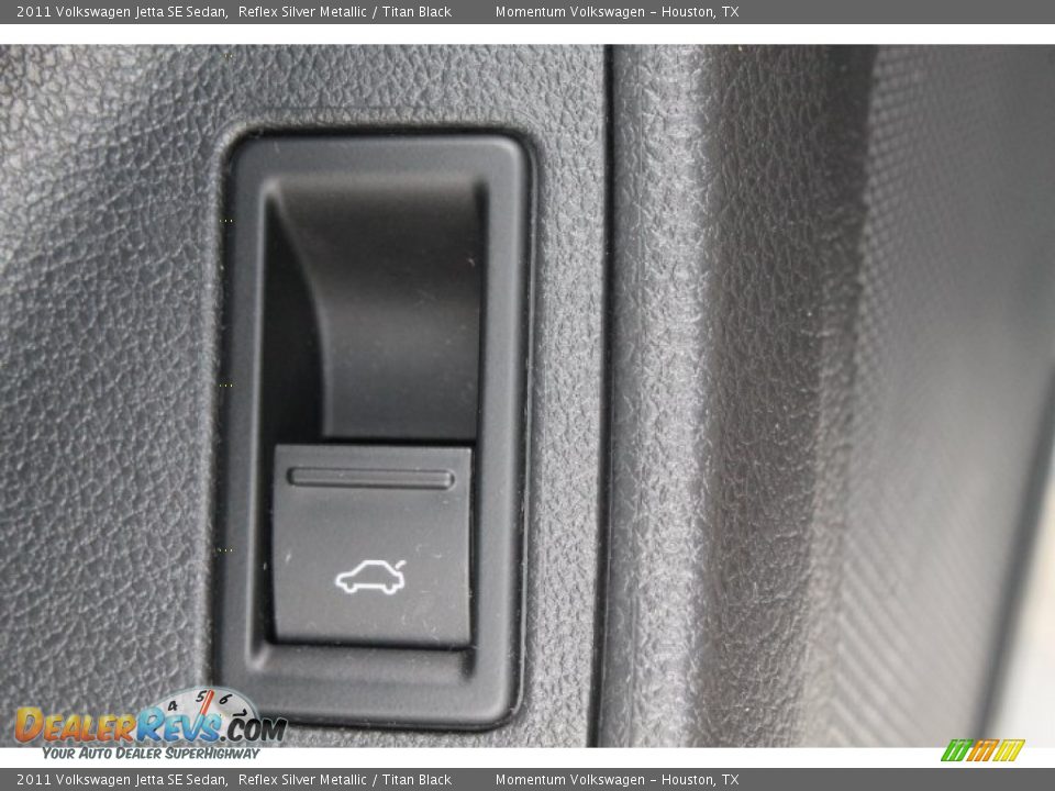 2011 Volkswagen Jetta SE Sedan Reflex Silver Metallic / Titan Black Photo #19