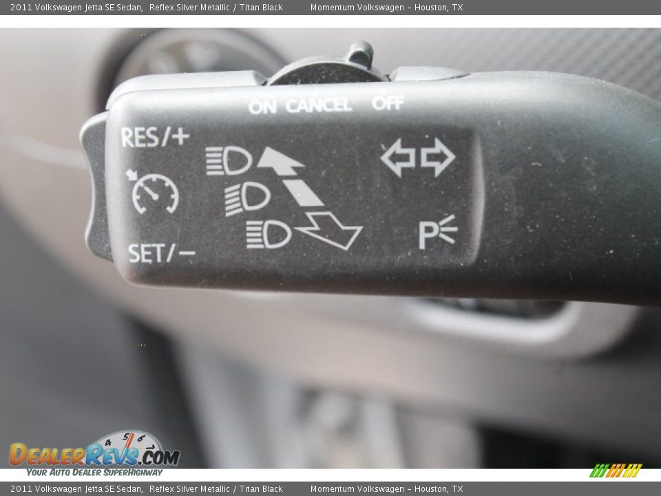 2011 Volkswagen Jetta SE Sedan Reflex Silver Metallic / Titan Black Photo #21