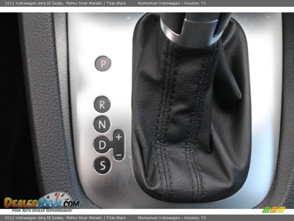 2011 Volkswagen Jetta SE Sedan Reflex Silver Metallic / Titan Black Photo #28