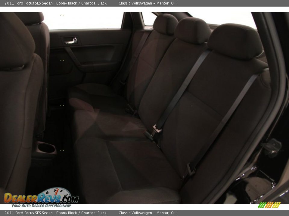 2011 Ford Focus SES Sedan Ebony Black / Charcoal Black Photo #20