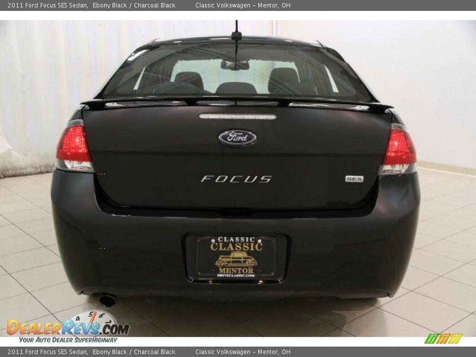 2011 Ford Focus SES Sedan Ebony Black / Charcoal Black Photo #21