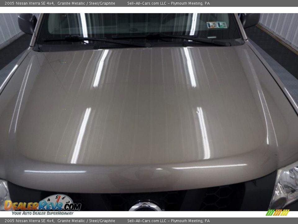 2005 Nissan Xterra SE 4x4 Granite Metallic / Steel/Graphite Photo #35