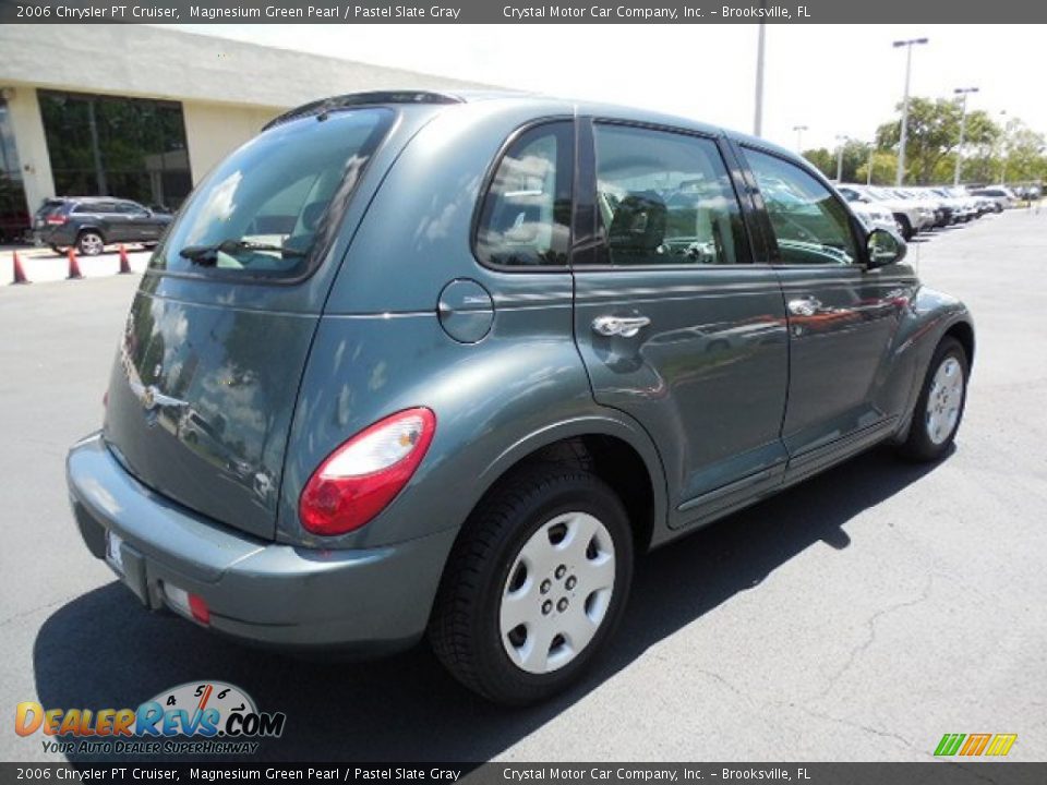 2006 Chrysler PT Cruiser Magnesium Green Pearl / Pastel Slate Gray Photo #9