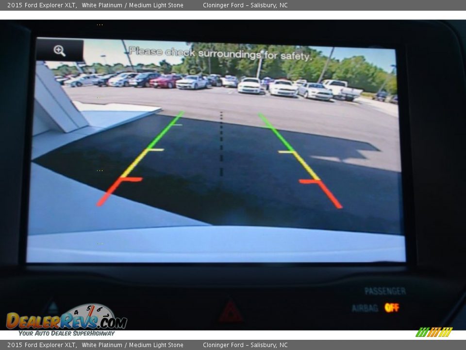 2015 Ford Explorer XLT White Platinum / Medium Light Stone Photo #19