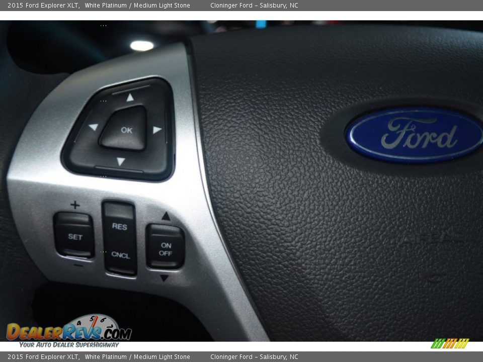 2015 Ford Explorer XLT White Platinum / Medium Light Stone Photo #25