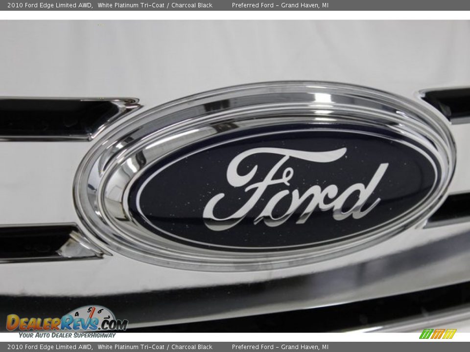2010 Ford Edge Limited AWD White Platinum Tri-Coat / Charcoal Black Photo #5