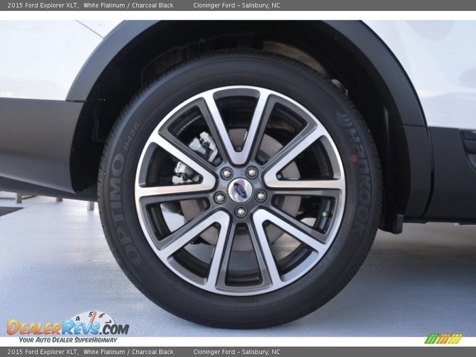 2015 Ford Explorer XLT White Platinum / Charcoal Black Photo #11