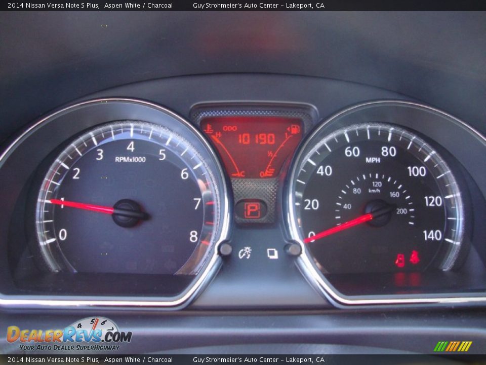 2014 Nissan Versa Note S Plus Aspen White / Charcoal Photo #11