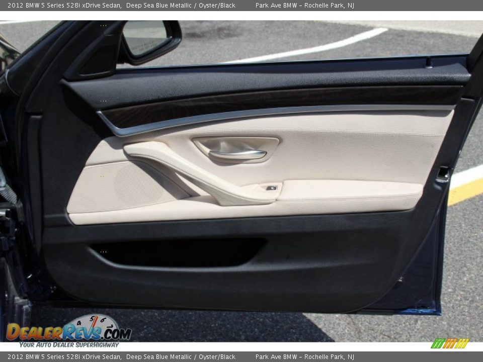 2012 BMW 5 Series 528i xDrive Sedan Deep Sea Blue Metallic / Oyster/Black Photo #25