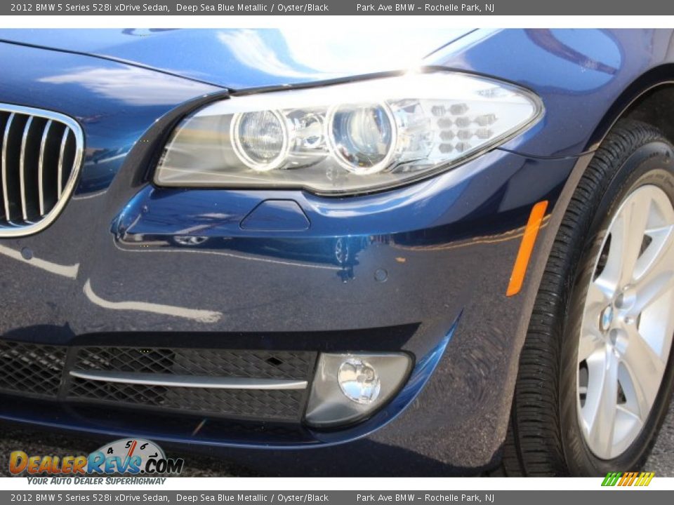 2012 BMW 5 Series 528i xDrive Sedan Deep Sea Blue Metallic / Oyster/Black Photo #30