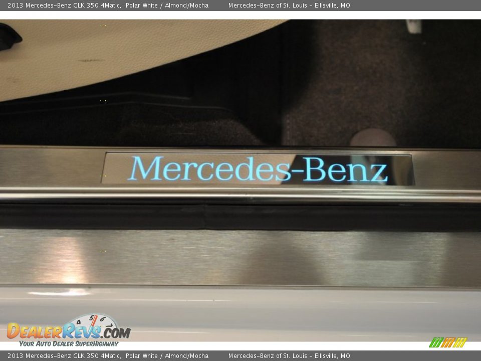 2013 Mercedes-Benz GLK 350 4Matic Polar White / Almond/Mocha Photo #16